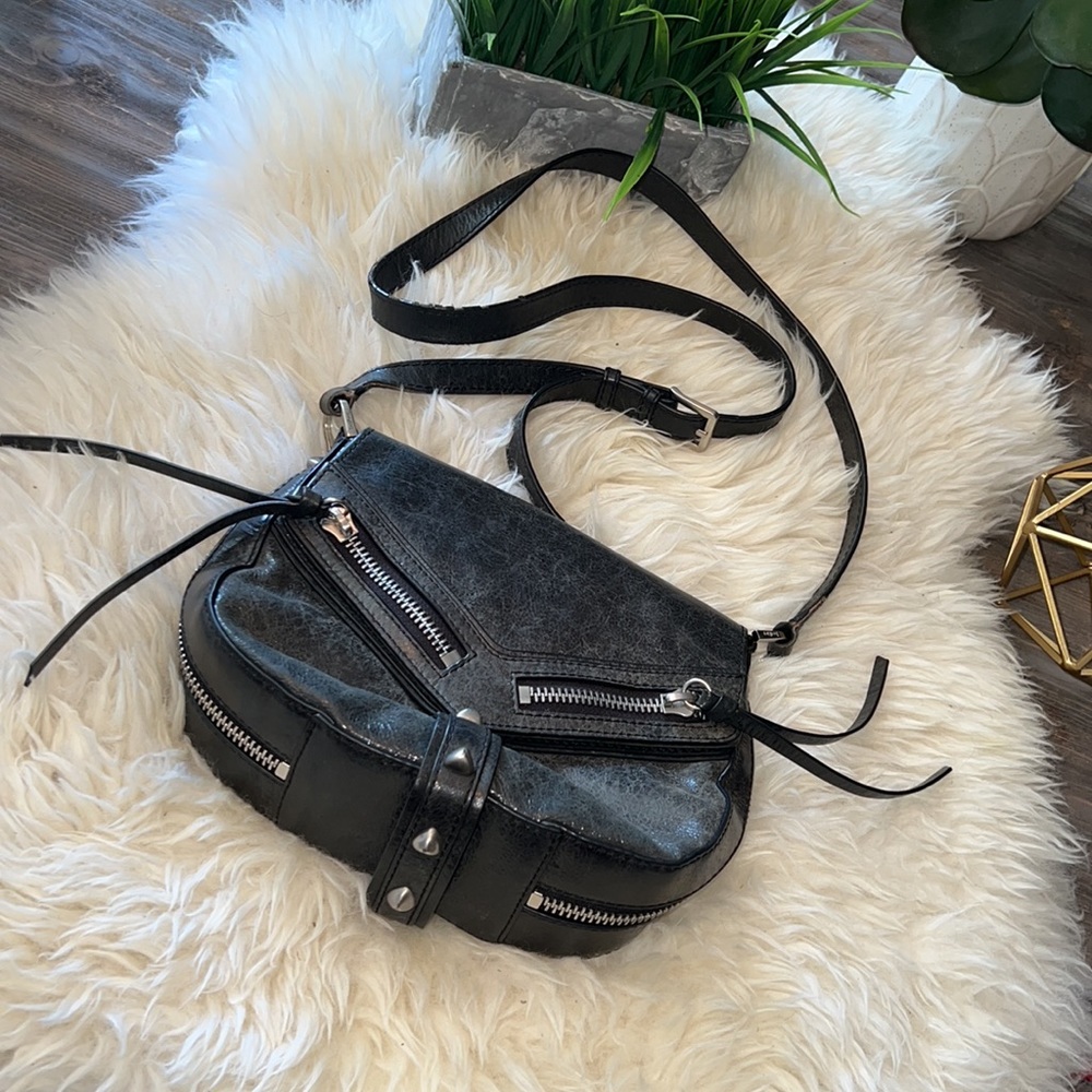 Vintage Botkier 🎉 Leather, Studded, Crossbody Bag😍